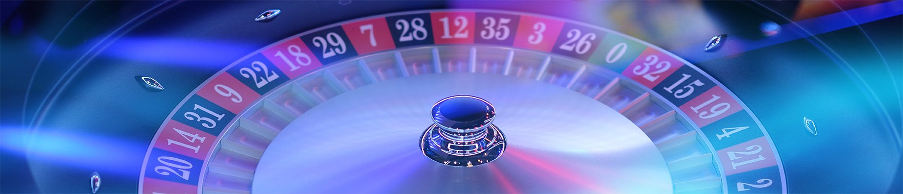 Live Free Bet Blackjack dealer at wap totopedia multi-camera table